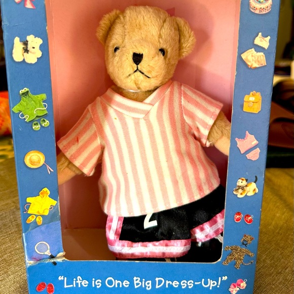 Muffy Bear Life is one big dress-up! Collection in original box - Picture 1 of 2